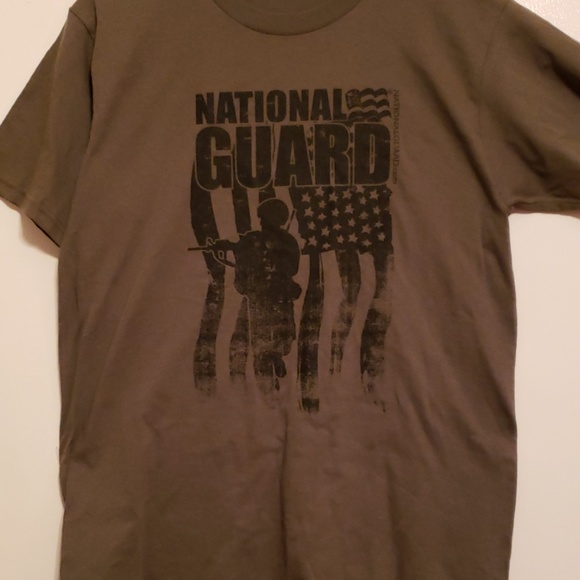 Tops - Tshirt (national gaurd)